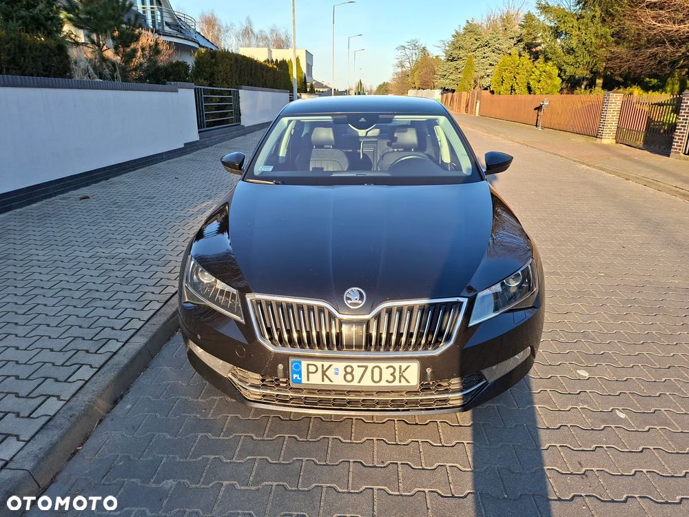 Skoda Superb 2.0 TDI L&K DSG - 4