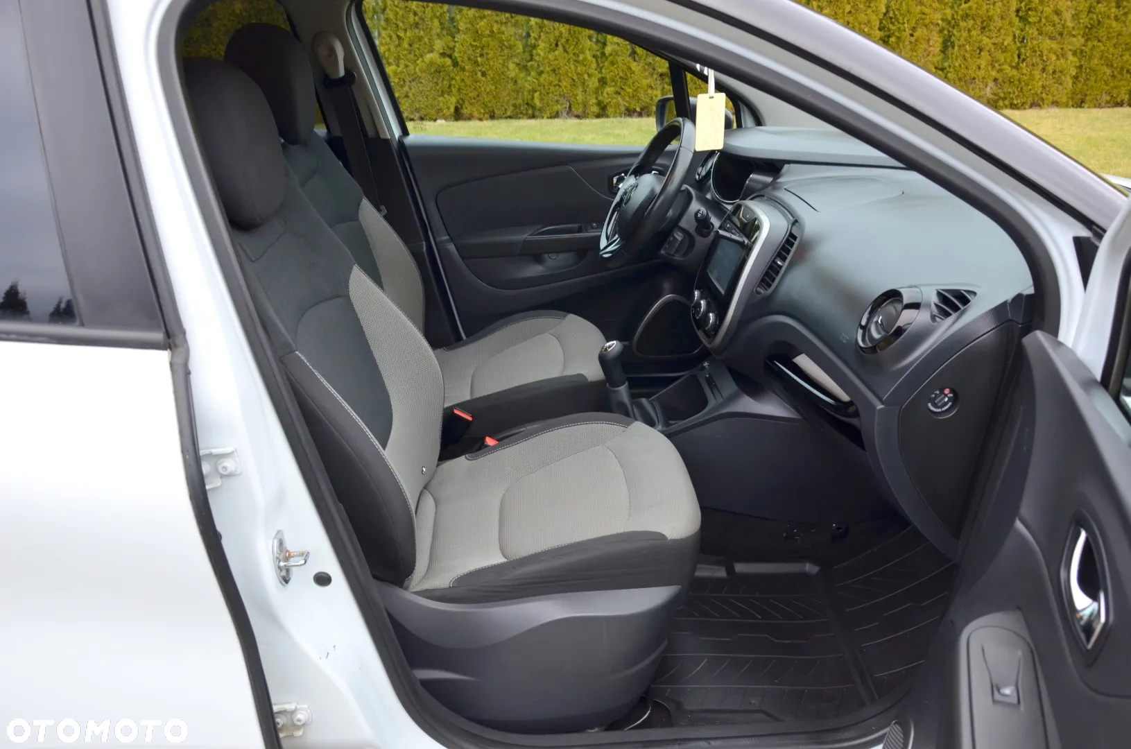 Renault Captur - 13