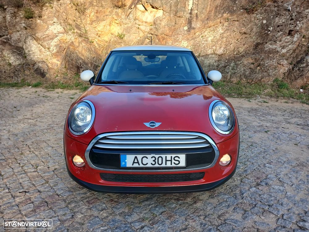 MINI 3 Portas Cooper D - 2