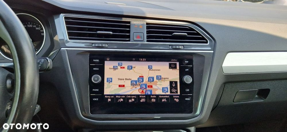 Volkswagen Tiguan - 23