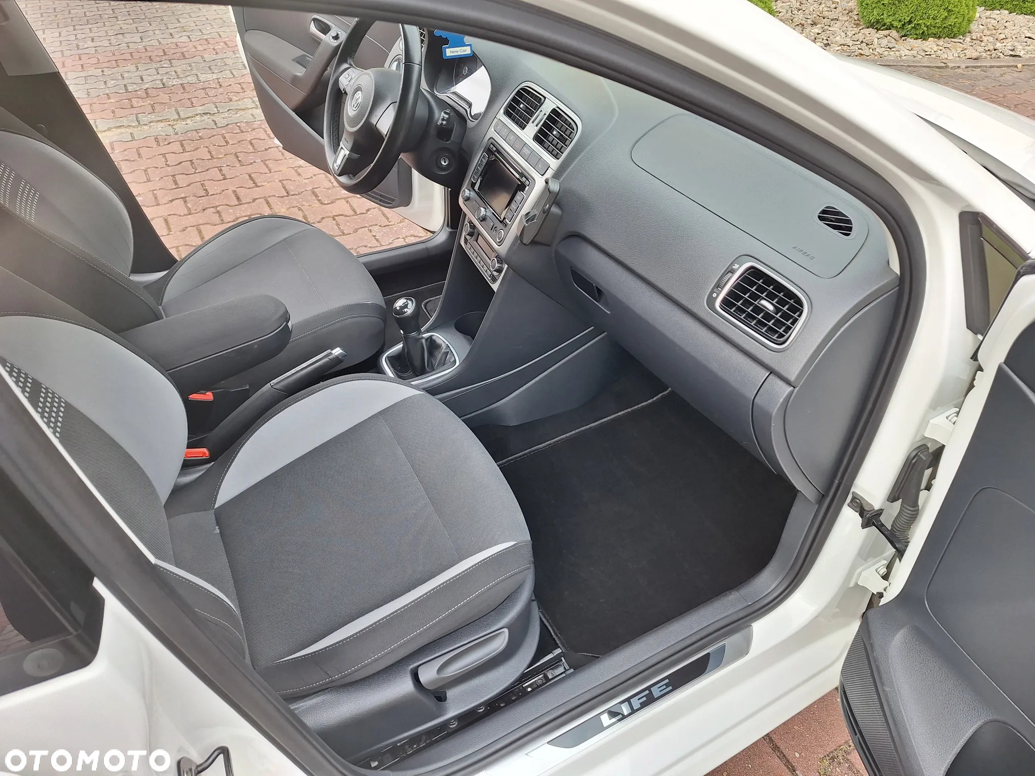 Volkswagen Polo 1.6 TDI Life - 11