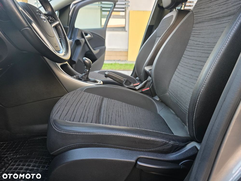 Opel Astra 1.4 T Enjoy - 24