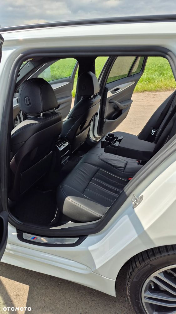 BMW Seria 5 - 29