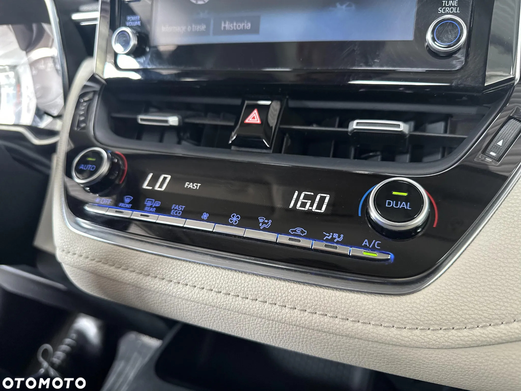 Toyota Corolla 1.8 Hybrid Comfort - 21
