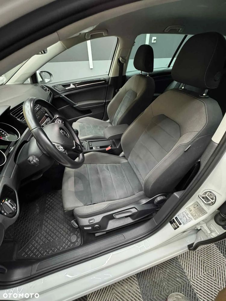 Volkswagen Golf VII 1.6 TDI BMT Highline - 17