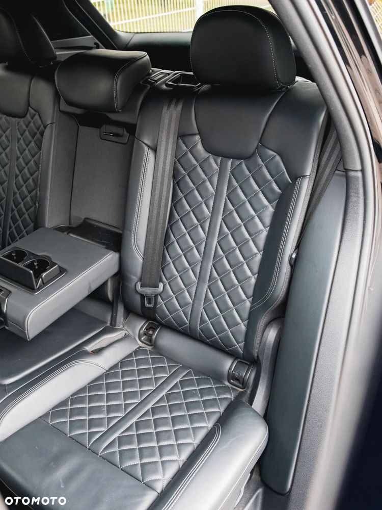 Audi SQ5 - 32
