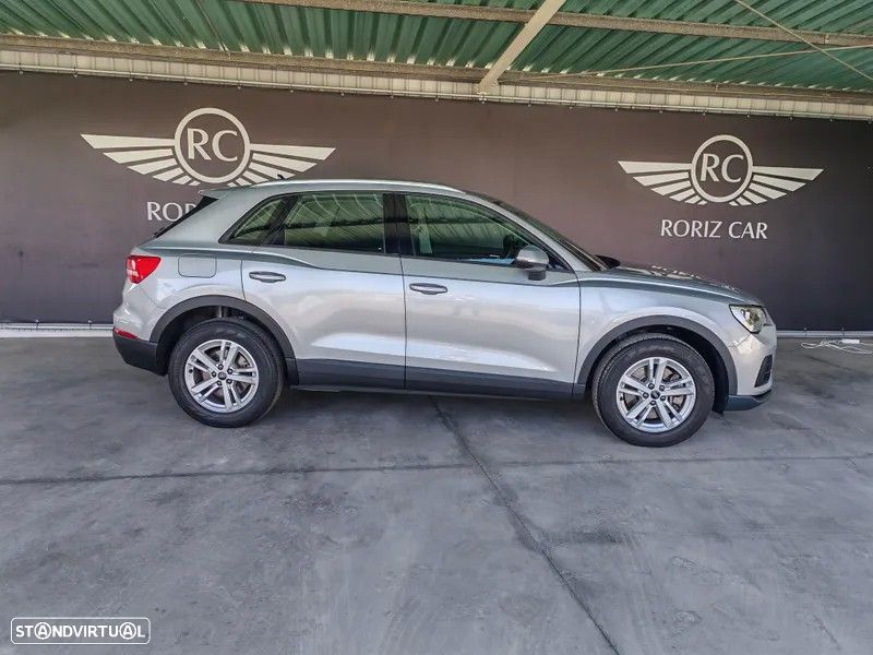 Audi Q3 45 TFSIe S tronic — fotografia 3