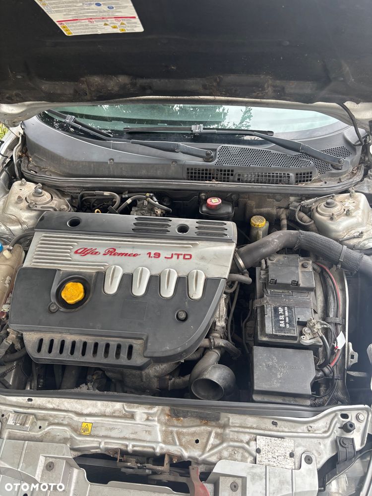 Alfa Romeo 147 1.9 JTD 8V Progression - 23
