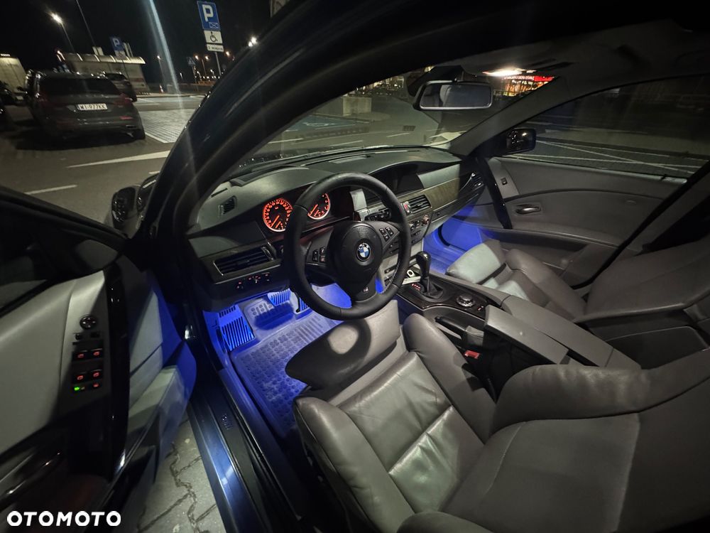 BMW Seria 5 - 24