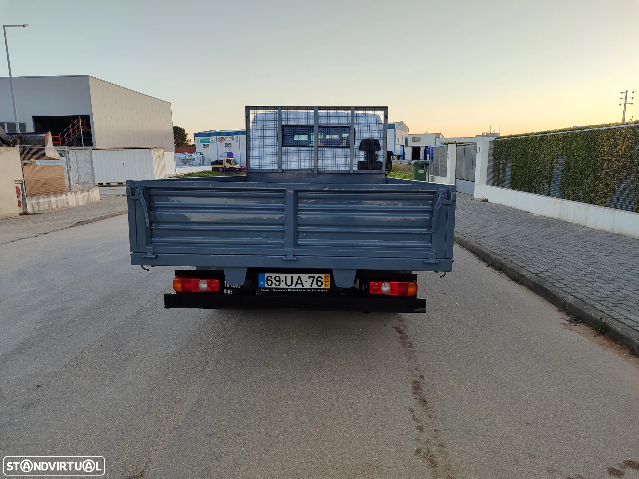 Mitsubishi Canter Fuso Cabine Dupla - 5
