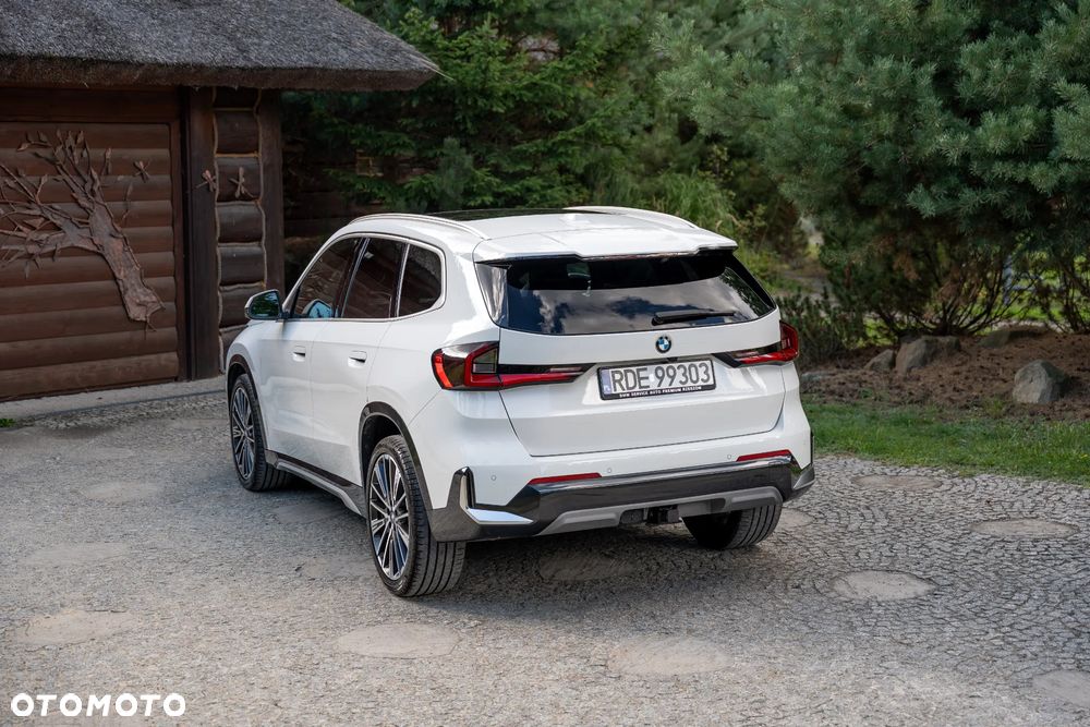 BMW X1 xDrive25i xLine sport - 3