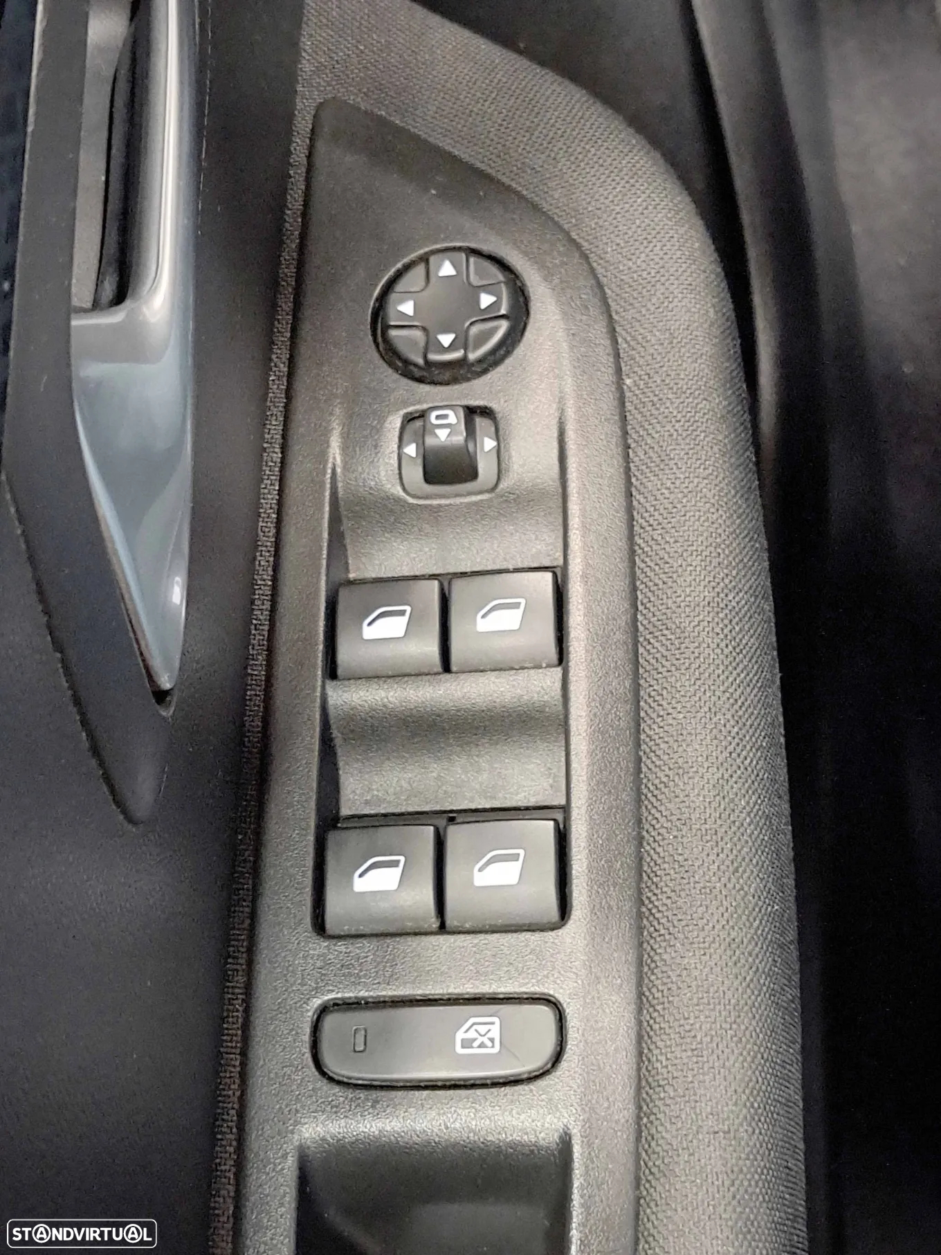 Peugeot 208 1.2 PureTech Active - 10