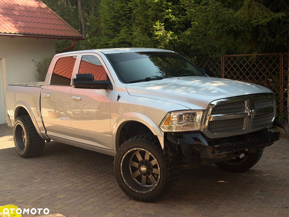 Dodge RAM 5.7 4x4 - 3