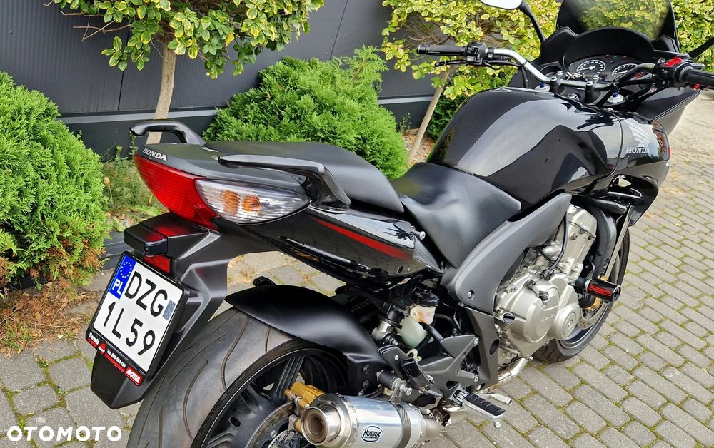Honda CBF - 26