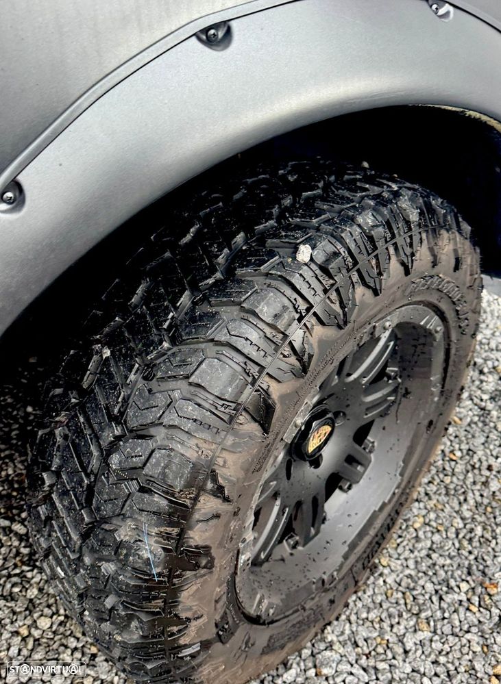 Porsche Cayenne - 35