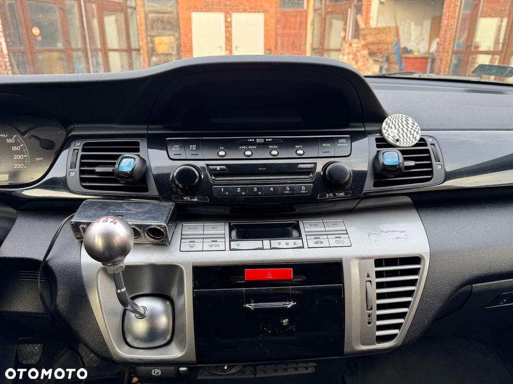 Honda FR-V 2.0 Comfort - 19