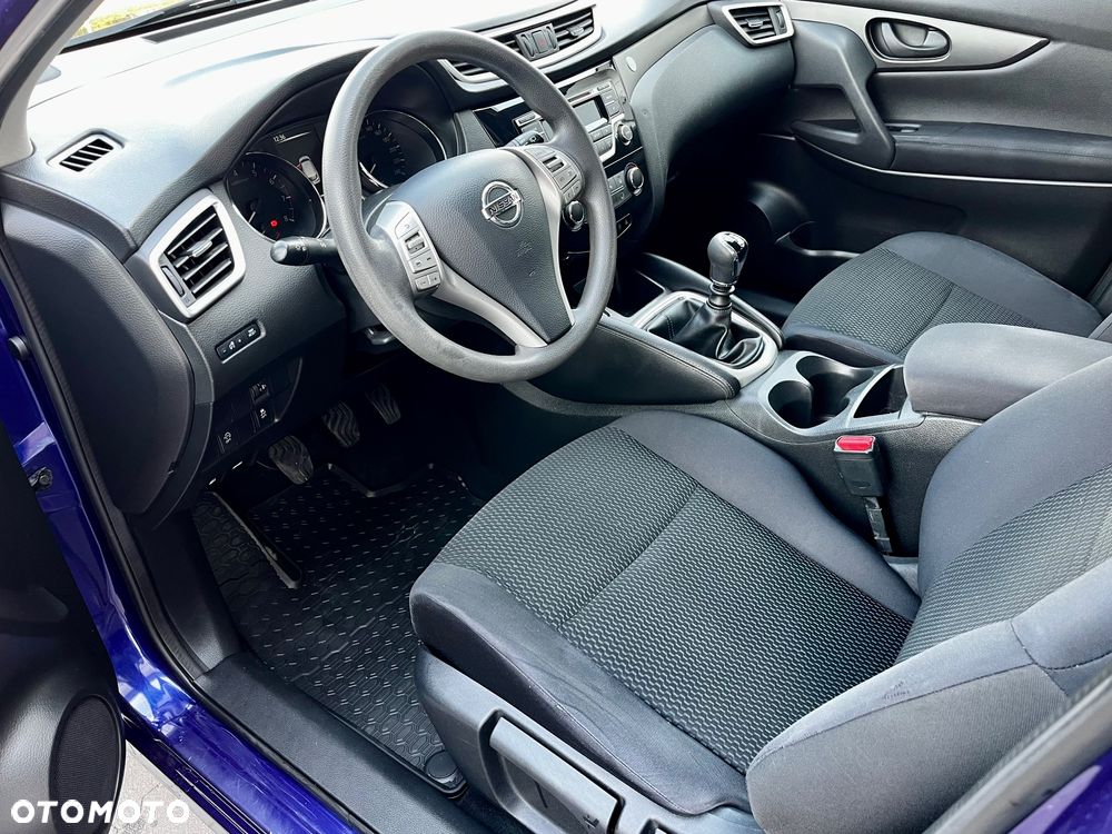 Nissan Qashqai 1.2 DIG-T Visia EU6 - 6