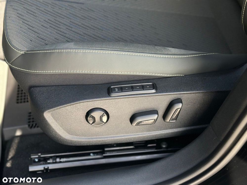 Cupra Formentor 1.5 eTSI mHEV DSG - 35