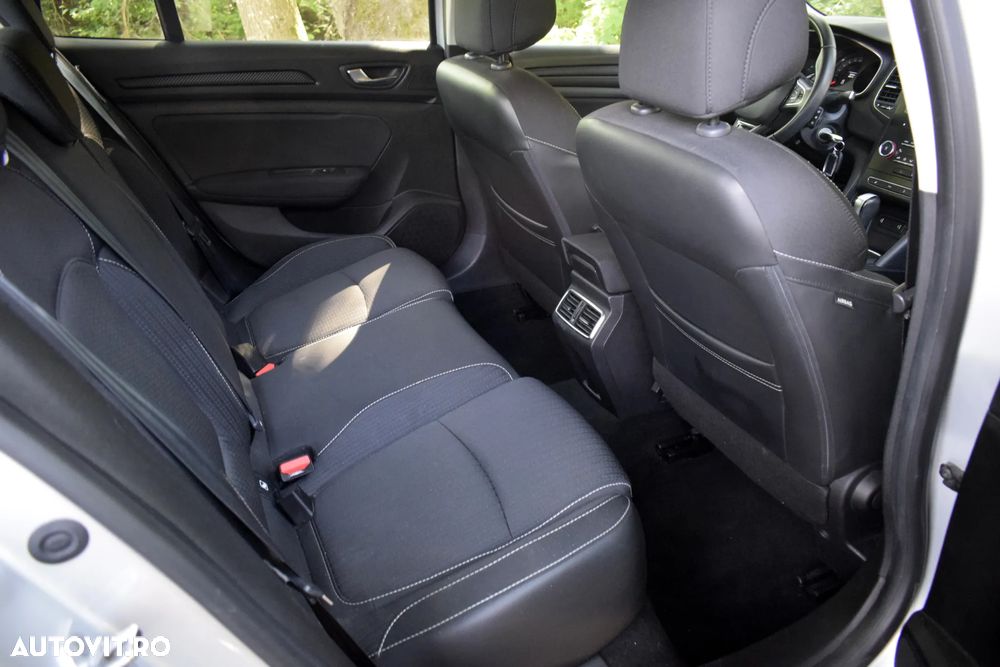Renault Megane Blue dCi 116 EDC Zen - 10