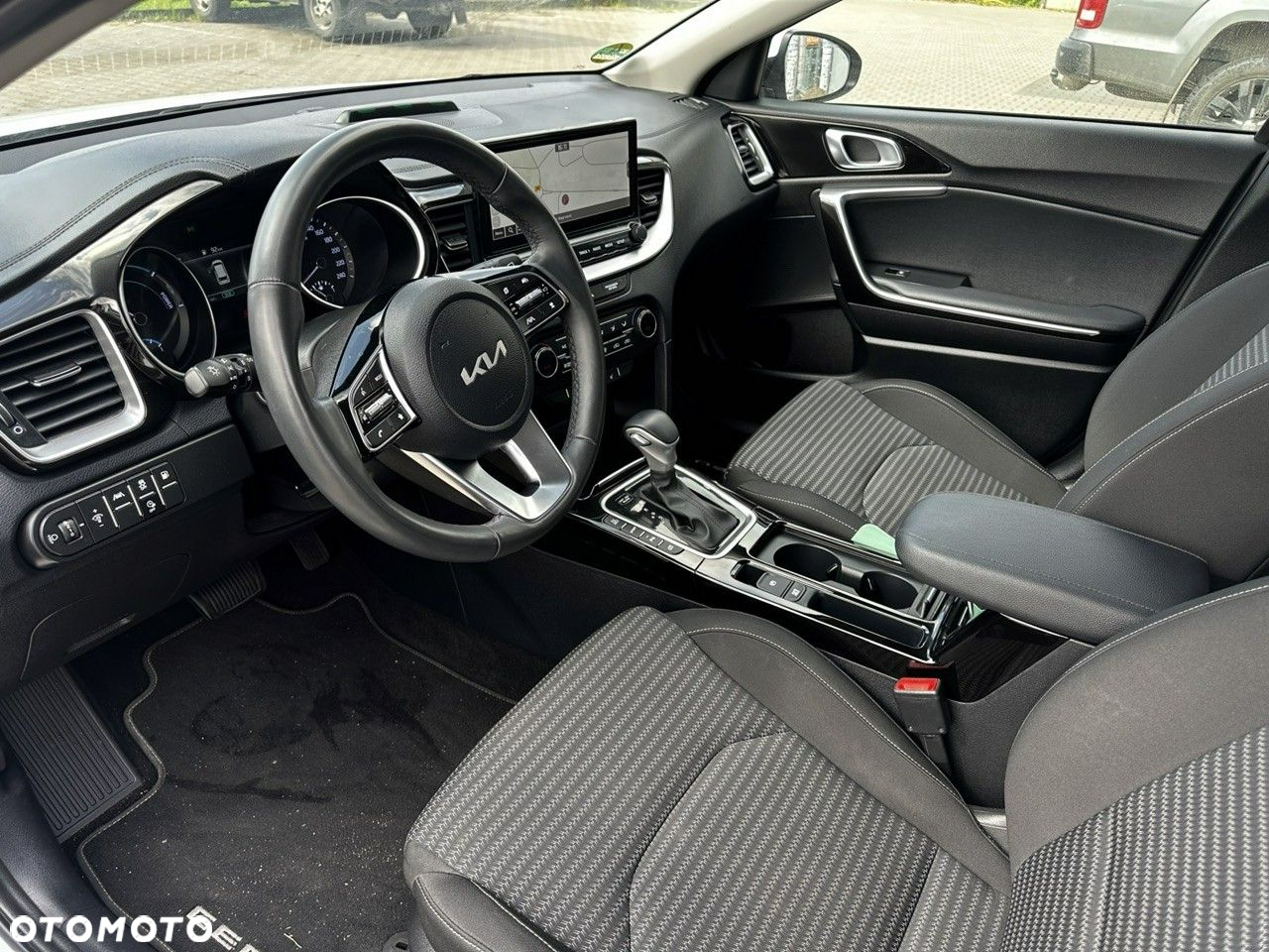 Kia Ceed 1.6 GDI PHEV L Business Line DCT - 19