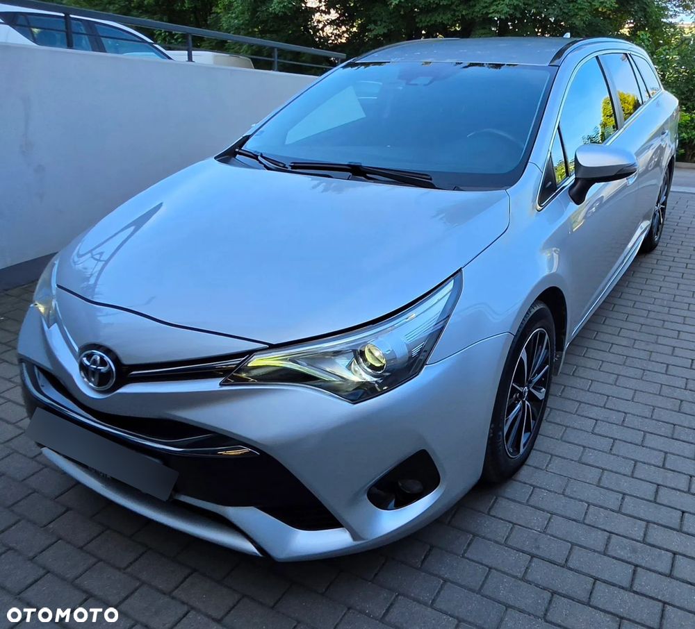 Toyota Avensis 1.8 Premium MS - 1