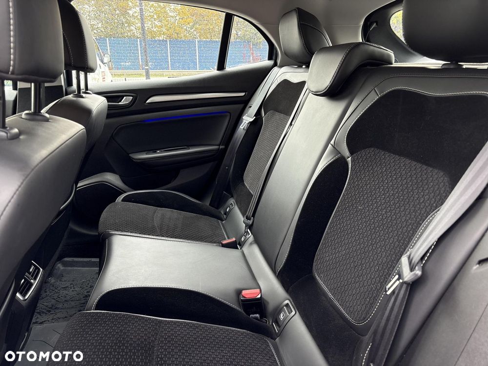 Renault Megane 1.5 Blue dCi Intens - 16