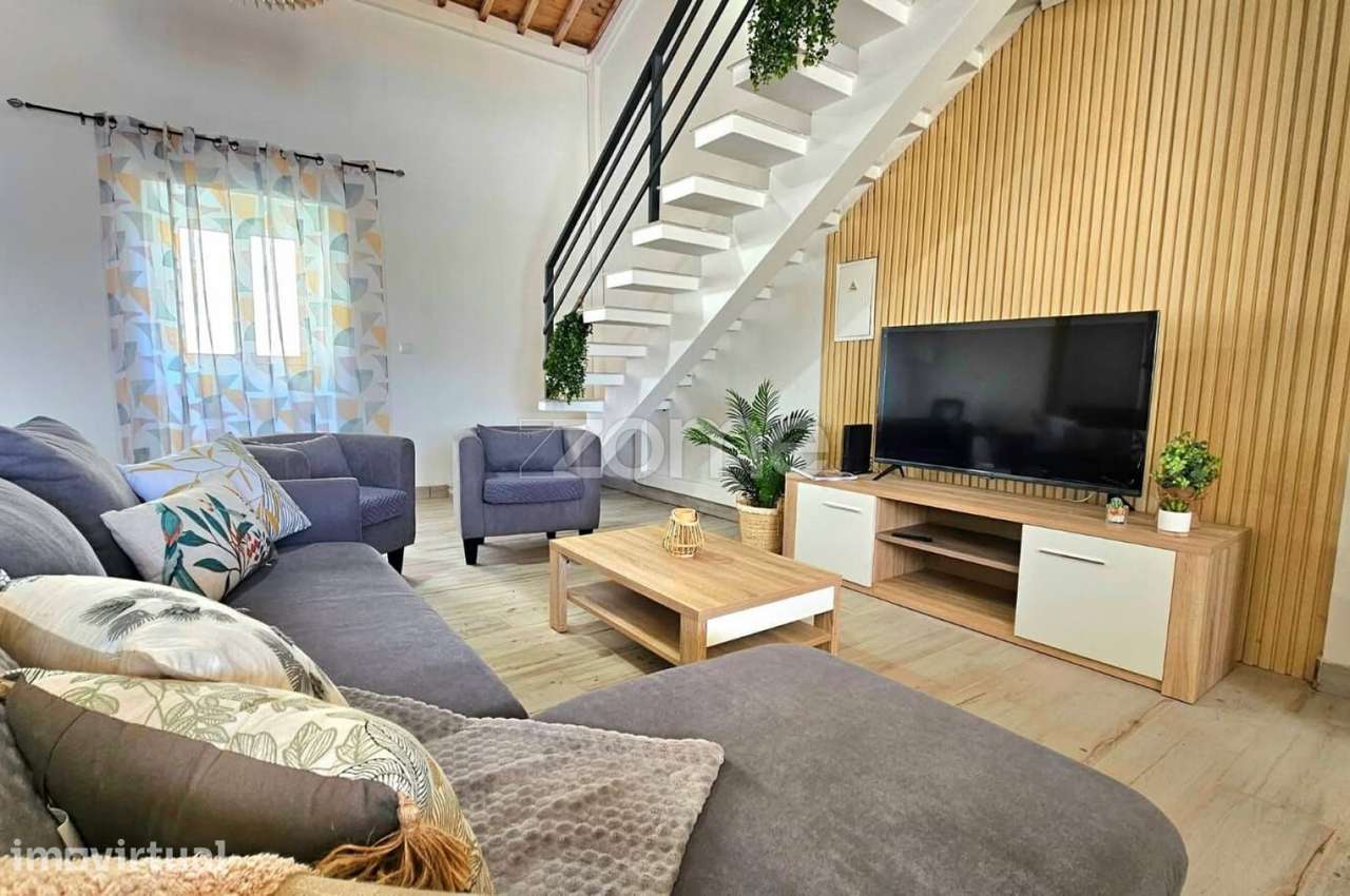 Moradia T2+1 Renovada com Licença AL Achada do Nordeste - Grande imagem: 2/32