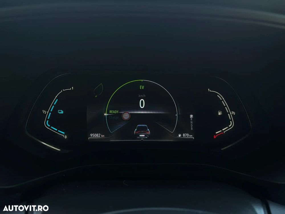 Renault Arkana E-TECH 145 Evolution - 13