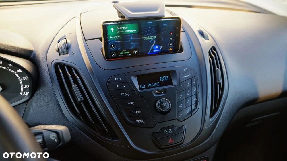 Ford Tourneo Courier 1.0 EcoBoost Trend - 20