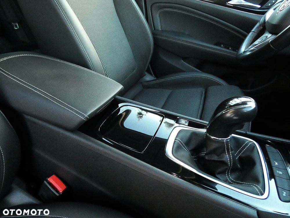 Opel Insignia CT 2.0 CDTI Exclusive S&S - 7