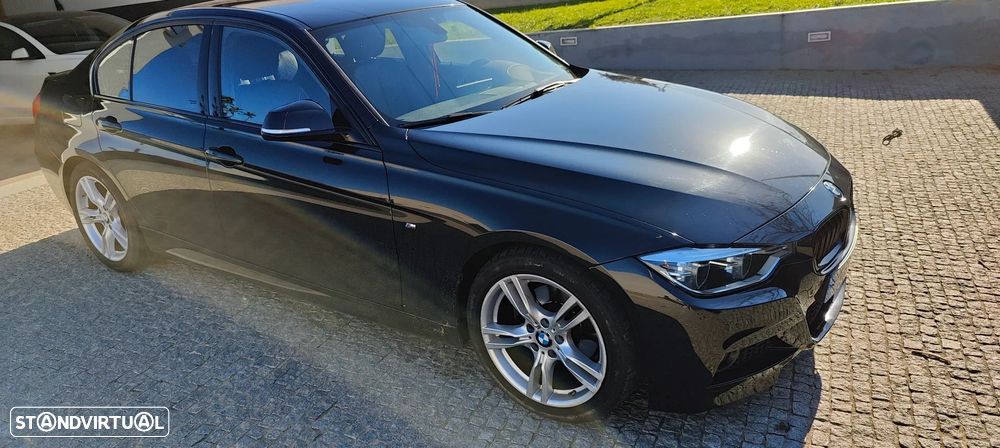 BMW 320 d Pack M Auto - 4