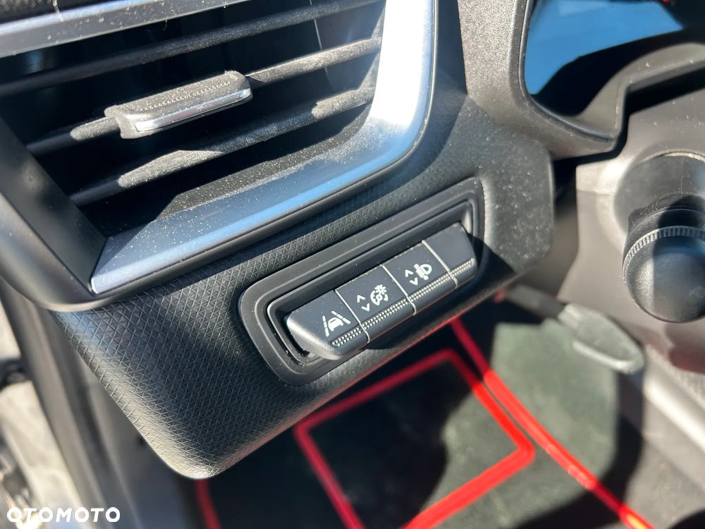 Renault Clio 1.0 TCe Intens - 9