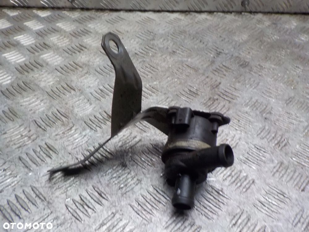 OPEL INSIGNIA A 2.0 CDTI DODATKOWA POMPKA WODY 22845814 - 2