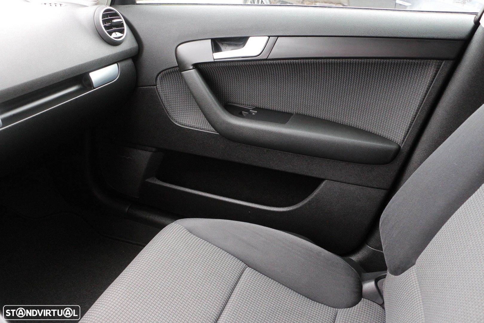 Audi A3 Sportback 1.9 TDi Advance - 17