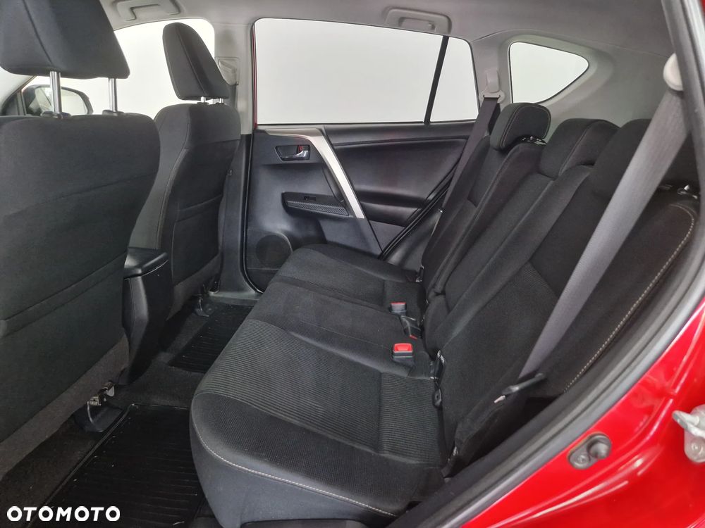 Toyota RAV4 - 24
