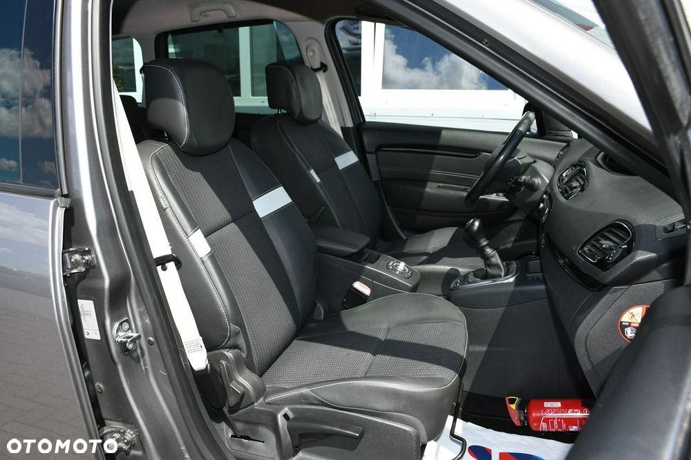 Renault Grand Scenic Energy TCe 130 S&S Bose Edition - 29