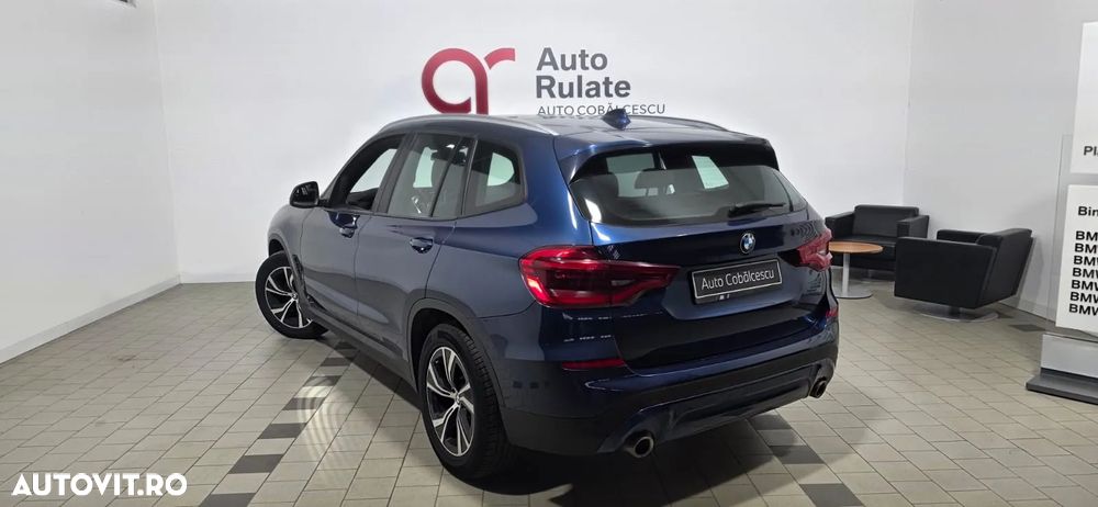 BMW X3 xDrive20i AT Advantage - 6