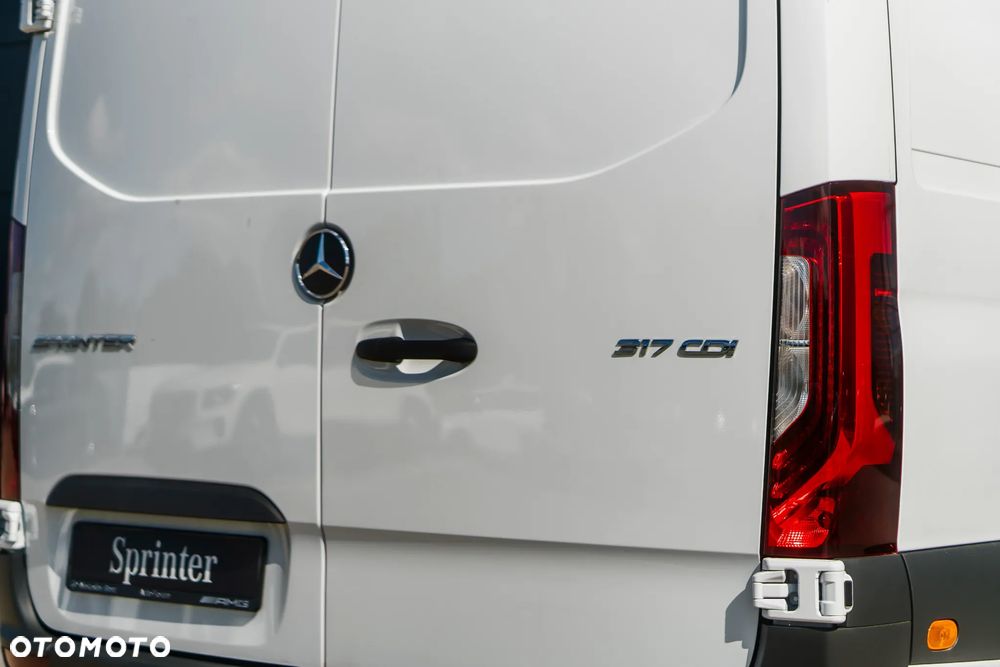 Mercedes-Benz Sprinter - 7