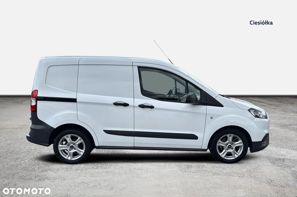 Ford Transit Courier - 4