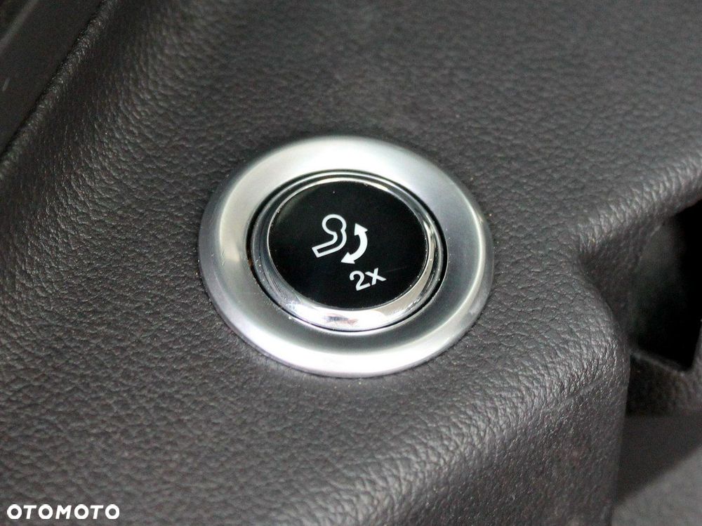 Ford Grand C-MAX - 23