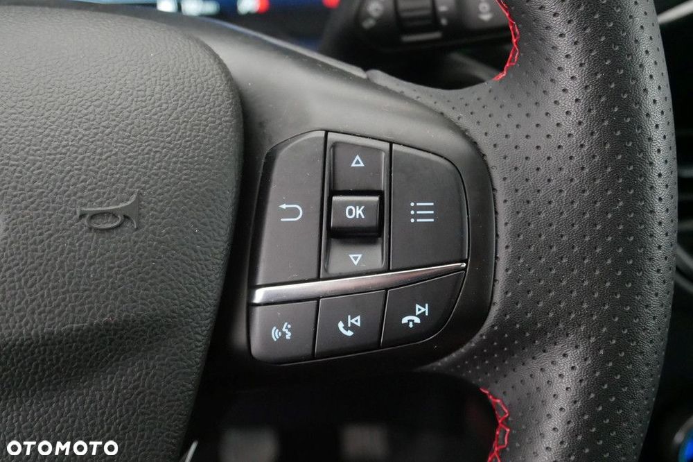 Ford Kuga - 28