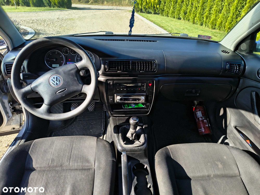 Volkswagen Passat - 7