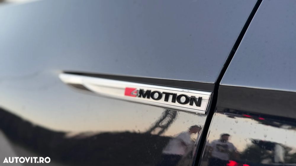 Volkswagen Passat 2.0 TDI DSG 4Motion Highline - 38