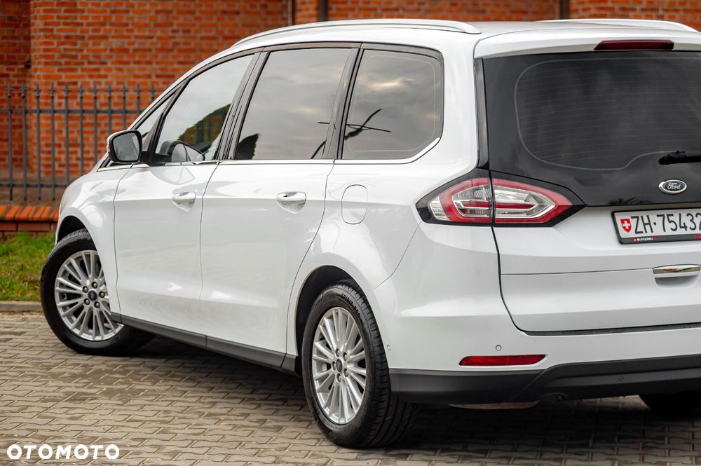 Ford Galaxy - 14
