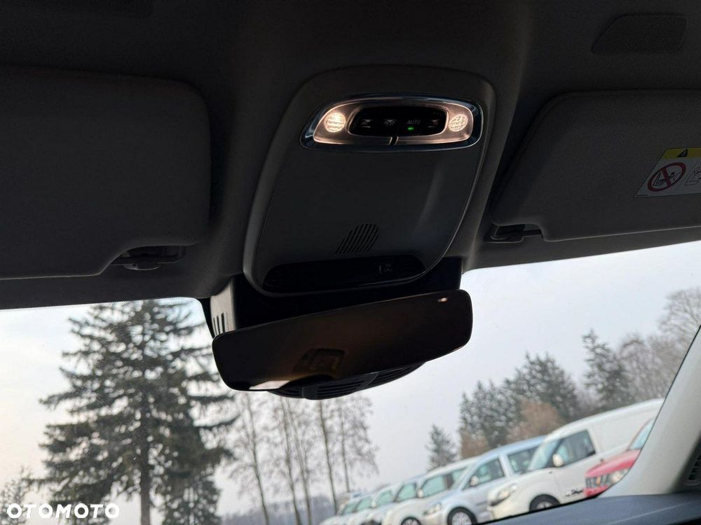 Volvo V90 T5 Momentum - 34