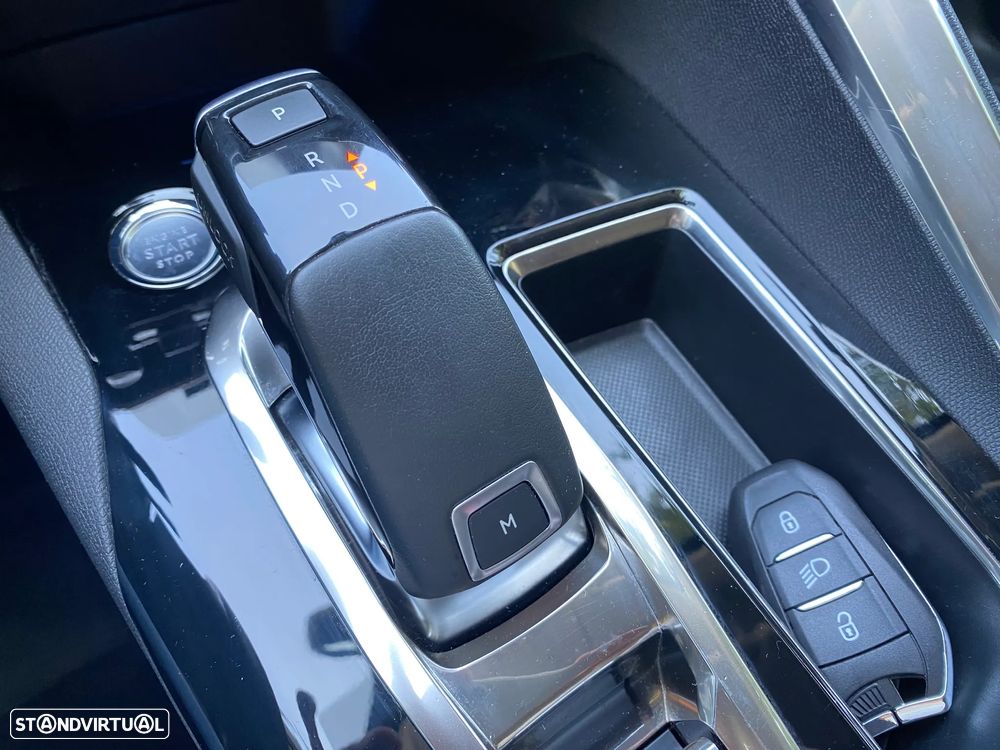 Peugeot 3008 1.5 BlueHDi Allure EAT8 - 26