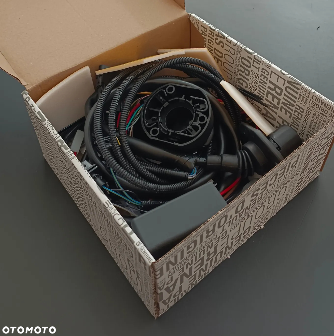 Dacia Duster II wiązka haka 13pin - 2