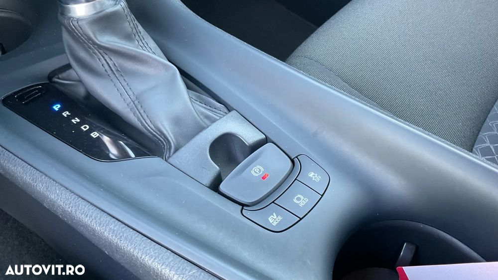 Toyota C-HR 1.8 HSD 122 CP 4x2 CVT Core - 36