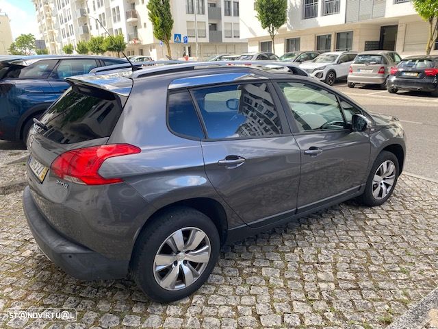 Peugeot 2008 1.2 PureTech Style - 11
