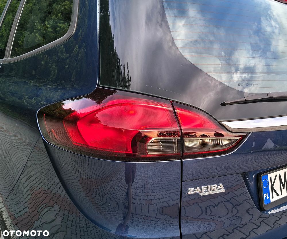 Opel Zafira - 12